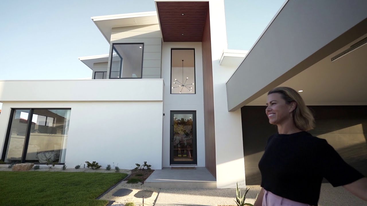 Davey Constructions - 'Kincardine' Luxury Waterfront Home Build